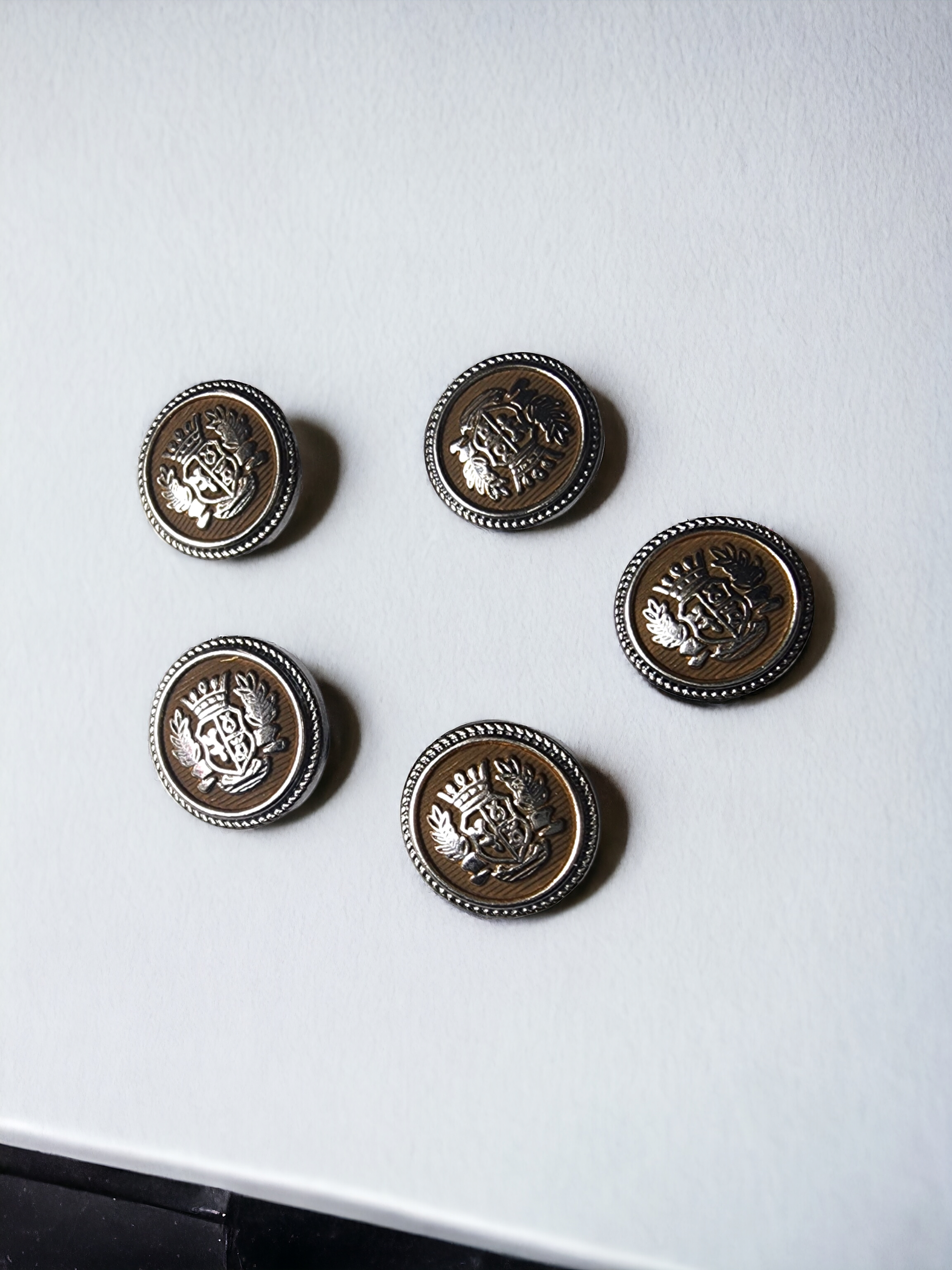 COAT BUTTONS (METALLIC BLACK) CMBT-1004