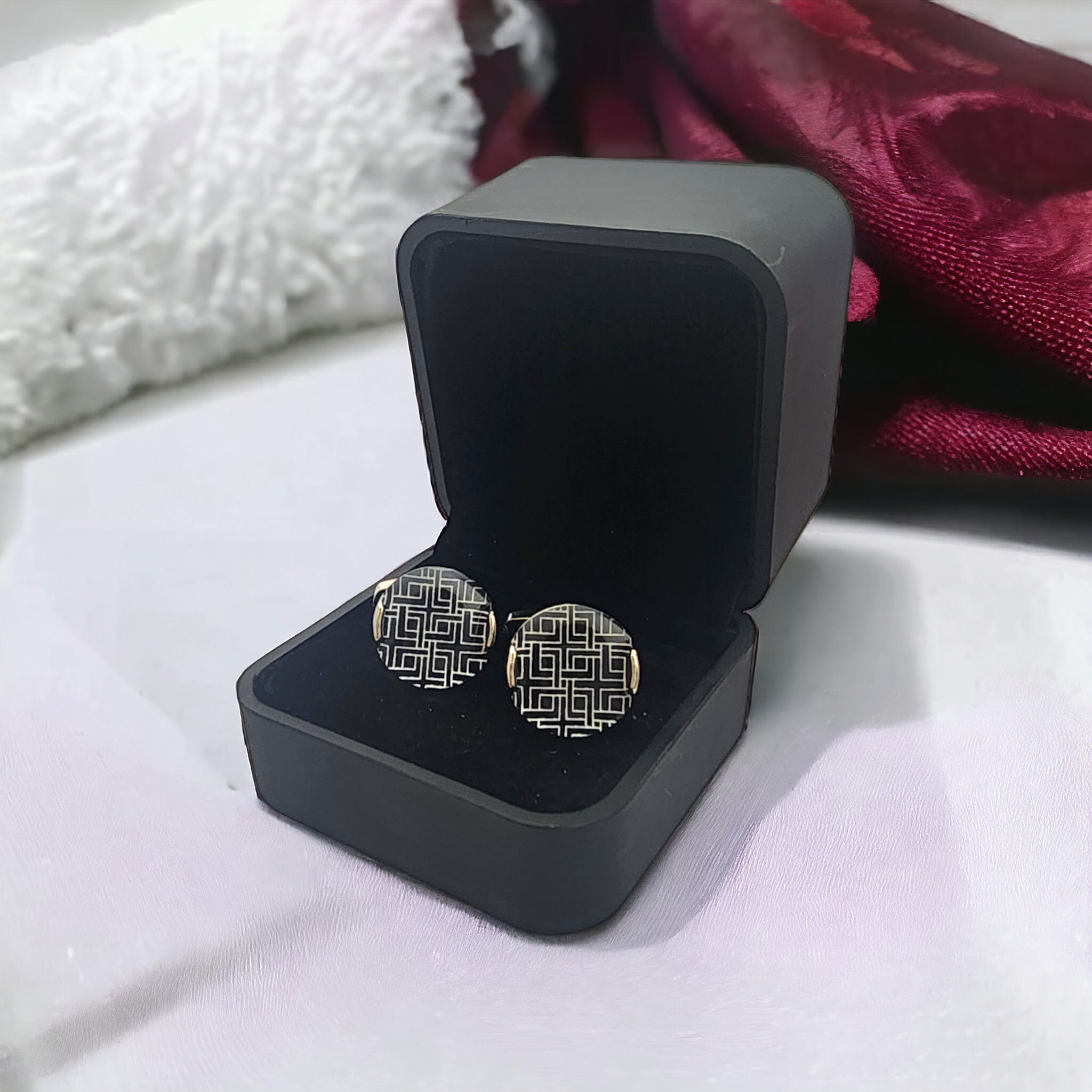 Metallic Silver lines cufflink