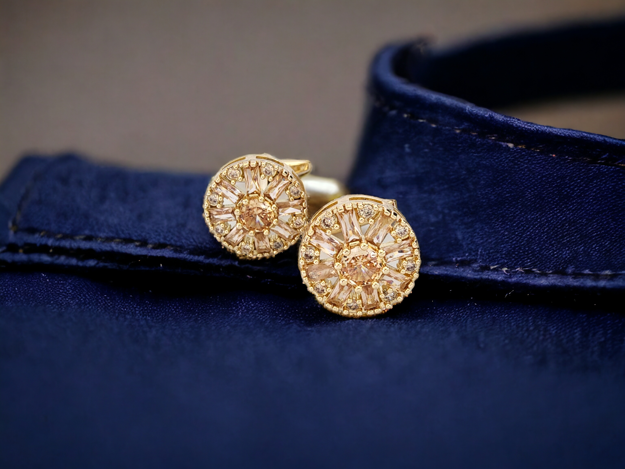 Stain Golden Zircon Stone Cufflink